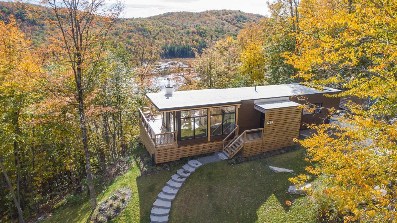 Modern Chalet With Mountain And Lake View By Reserver.Ca 세인트따델 외부 사진